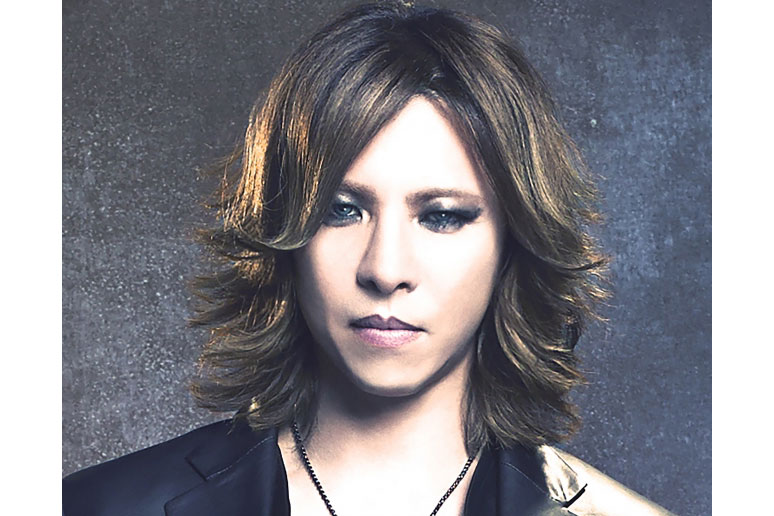 「ラグビー選手並みのダメージ」ってどんだけ? X JAPANのYOSHIKI、首がボロボロで緊急手術