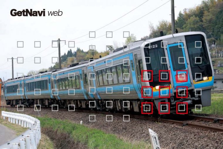 ↑「AF追従機能」を生かして先頭部分にピントを合わせたいときの例。ここでは、赤い部分付近に測距エリアを固定しておいた(土讃線・黒川〜白石間)