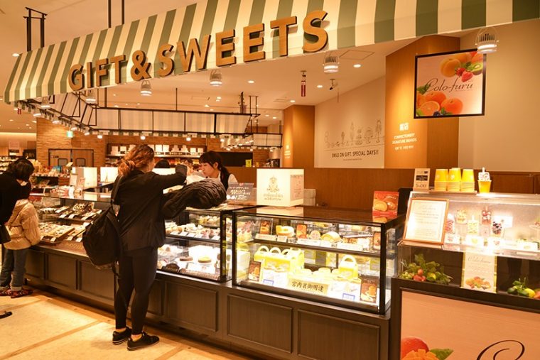 ↑銘店フロア