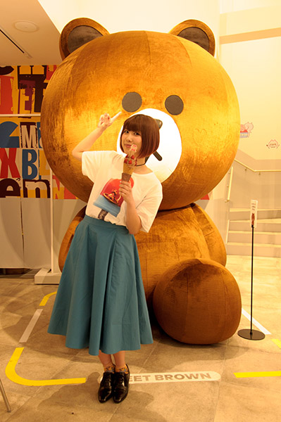 ↑店内には大きなブラウンがいる