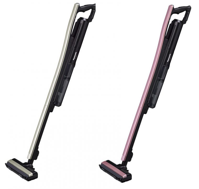 ↑MC-SBU510J(サイクロン式) 左:シャンパンブラック、右:ピンクブラック●サイズ/質量:本体 W91×H680×D150㎜(延長管、床ノズル除く)/本体1.6kg●集じん方式:サイクロン式●集じん容積:0.2L●付属品:すき間用ノズル、ペタすき間ノズル