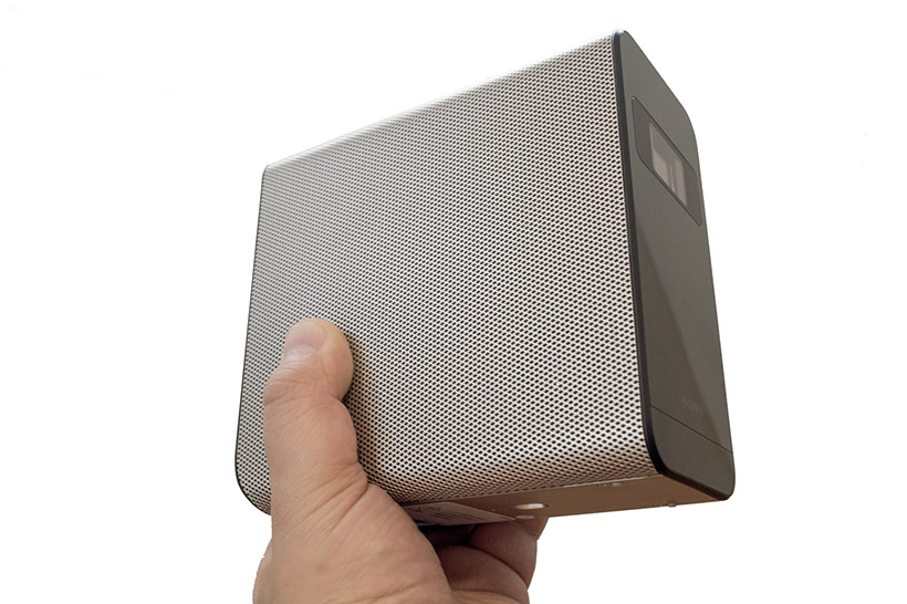 【徹底レビュー】使ってわかったソニーの本気度! Androidプロジェクター「Xperia Touch」がスゴイ
