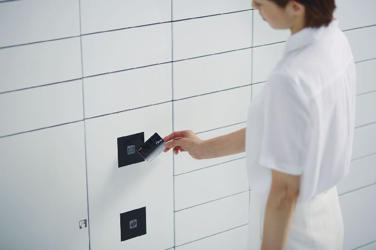 POSTAKUの宅配ボックスが常識破りすぎる! 集合住宅用「宅ボ」の最新形態をレポート