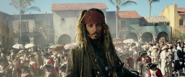 孤高の海賊ジャック・スパロウの過去を知る最恐の敵、“海の死神”サラザールが解き放たれた時、海賊全滅へのカウントダウンは始まった。ジャックVS海の死神の決戦の行方は? <最後の冒険>がついに幕を開ける!