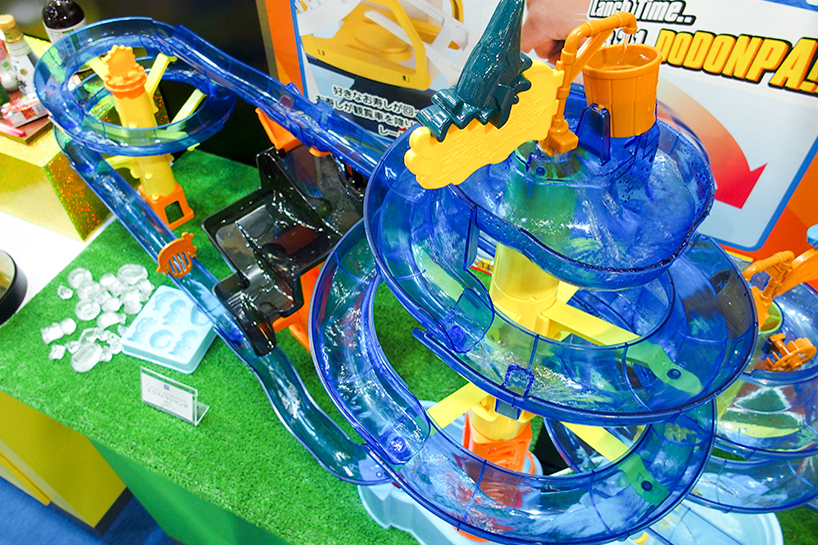 もう流しそうめんってレベルじゃない! 東京サマーランド監修の「そうめんスライダー」が壮大すぎる【長～い動画】