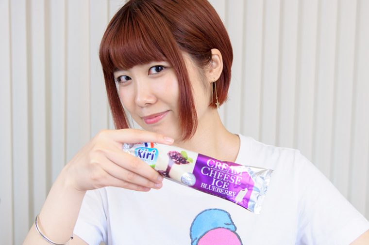 ↑井村屋 クリームチーズアイス ブルーベリー 130円(税別)