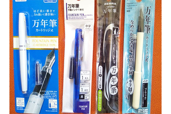 万年筆は108円の時代に突入!? 100均の万年筆って本当に使えるの?