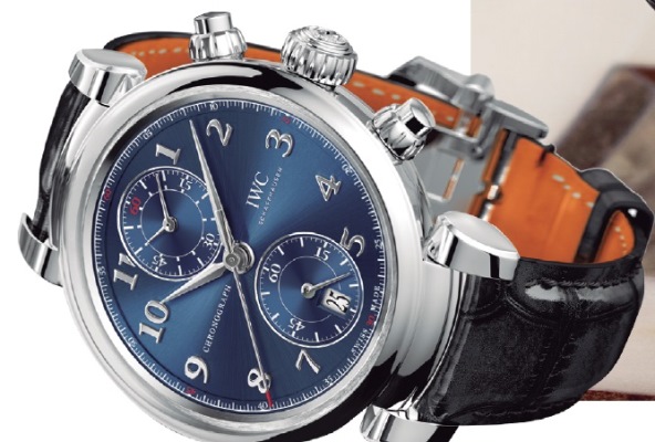 ↑IWC「ダ・ヴィンチ・クロノグラフ“ローレウス・スポーツ・フォー・グッド”」153万9000円/Ref.IW393402/自動巻き/直径42mm、厚さ14.5mm/３気圧防水