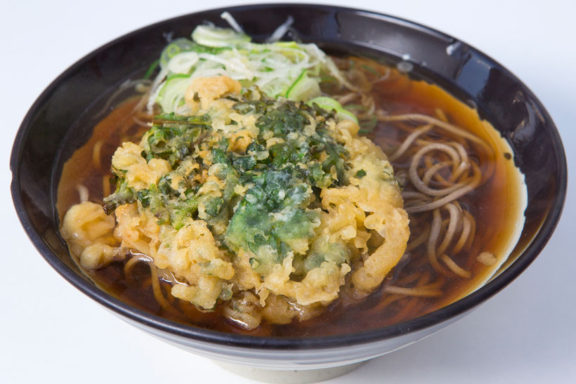 【立ち食いそば】何と30年通う常連も! しみ入るウマさでそば好きが熱愛する、幹線沿いのオアシス 大岡山「よりみち」