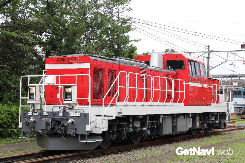 JRの新型機関車「DD200形式ディーゼル機関車」ってどんな車両? そのスペックと導入の背景を調べてみた