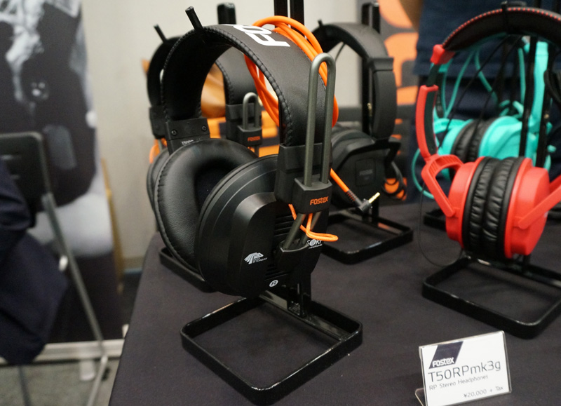 ↑改良を加えた平面型ヘッドホン「T50RP mk3g」