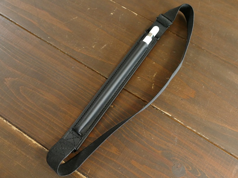↑サードパーティ製のApple Pencil携帯用アクセサリーも数多く販売されている