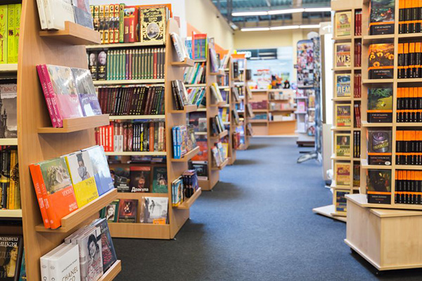 商売を成功させたくば“アホ”になれ!? 小さな本屋「読書のすすめ」が教える成功のヒケツ