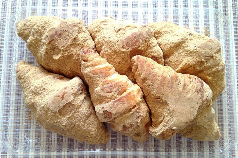 ↑パッケージに6個のクロワッサンがギッシリと詰まっています!