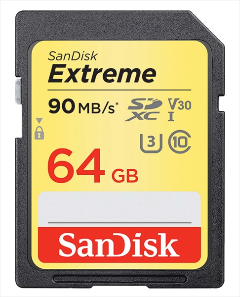 ↑UHSスピードクラス3(U3)対応のSDXCメモリーカード。4K動画撮影の場合には、こうした高速なカードが必要