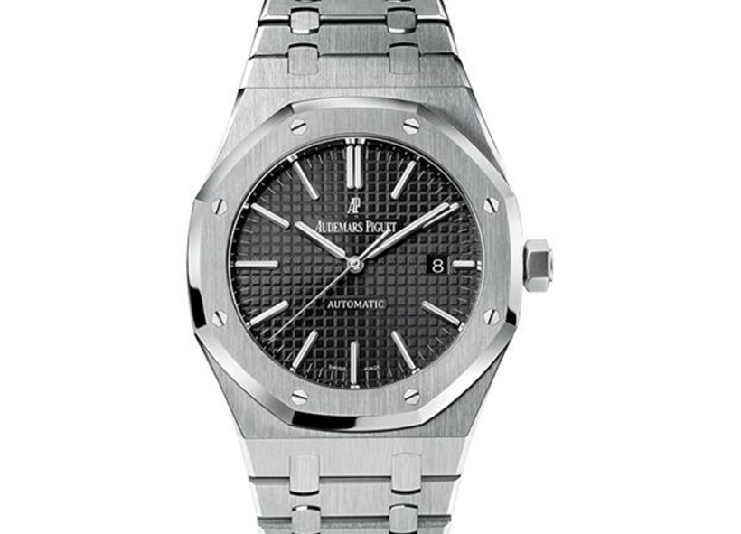 ↑オーデマ ピゲ「ロイヤル オーク・オートマティック」194万4000円/Ref.15400ST.OO.1220ST.01/自動巻き/50m防水/直径41㎜、厚さ9.8㎜