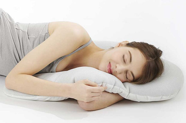 寝苦しい夏の夜もコレでぐっすり! 眠りのプロが教える快眠グッズ＆睡眠法
