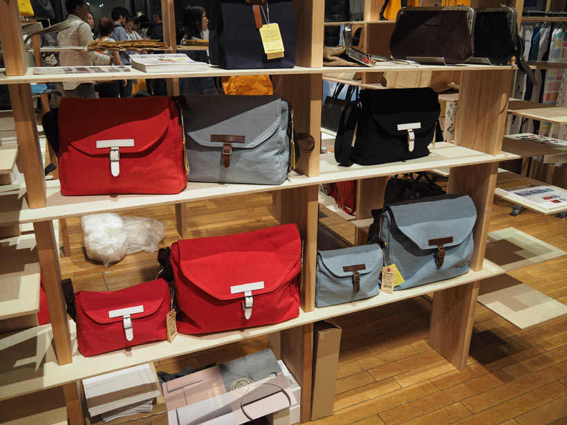 ↑「POSTMAN」は女性が使ってもオシャレ