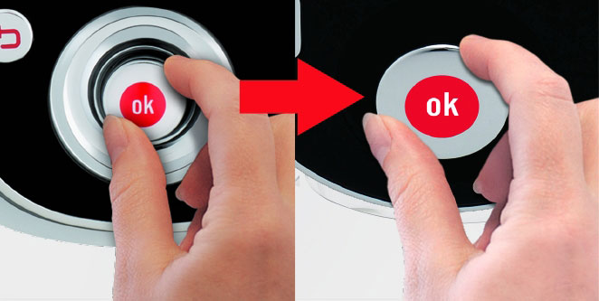 操作ダイアル・・・大きくなったダイアルはつまみやすく中心の「OK」部分にはくぼみがついて押しやすい!