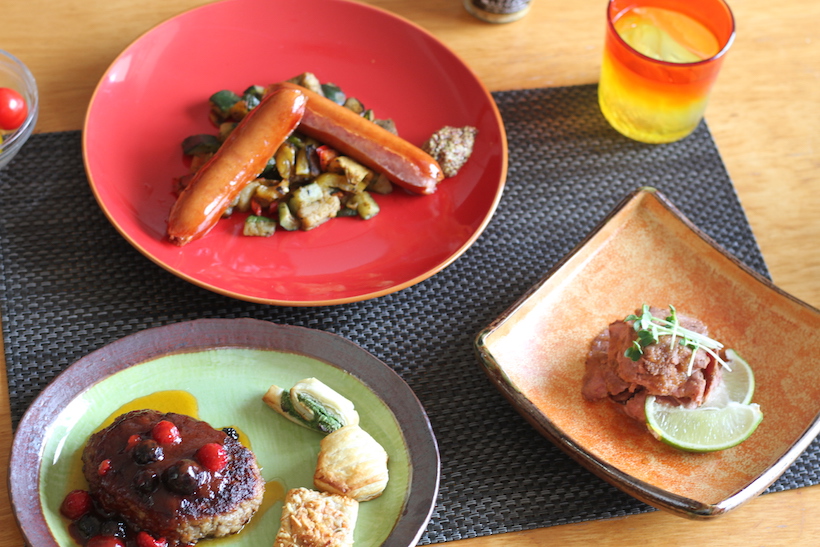 【カルディ】ビジネスマンを癒すのはやっぱりお肉! 豪華ディナーにもなる「がっつり肉系おつまみ」3選