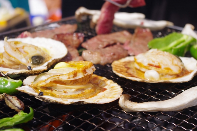 実は地味アピールが吉!? 見てる人は見てる「BBQで好感度を下げる行動・上げる行動」