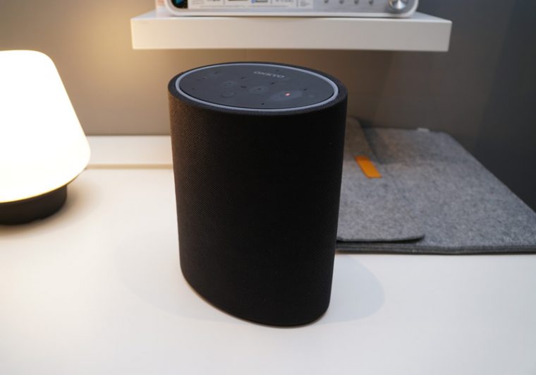 ↑オンキヨーのAmazon Alexaを搭載するスマートスピーカー「P3」