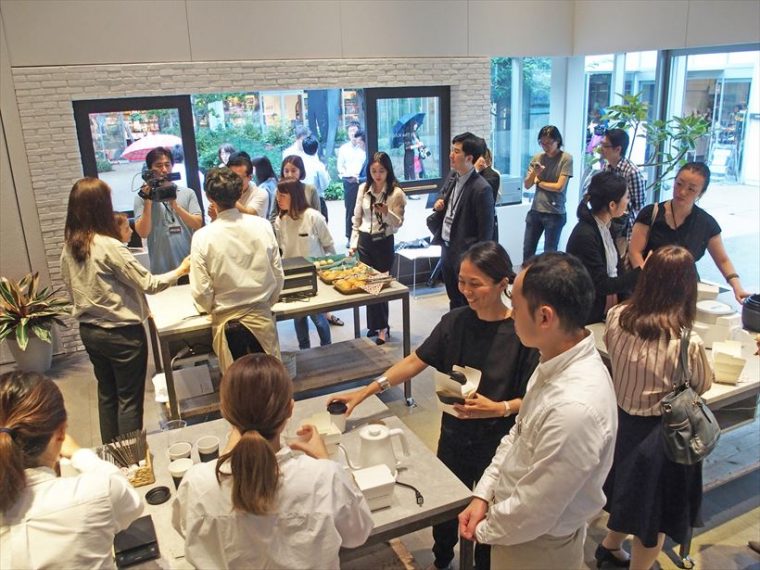 ↑ポップアップストアと同じレイアウトで、試食会が開催されました