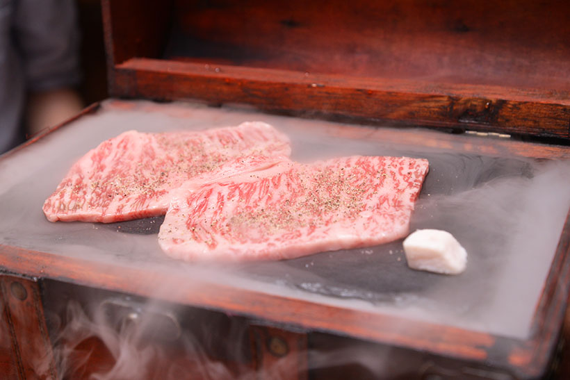 焼肉業界初のボトルキープならぬ“肉キープ”とは? ミシュラン認定の「FUTAGO」が日本に逆輸入!