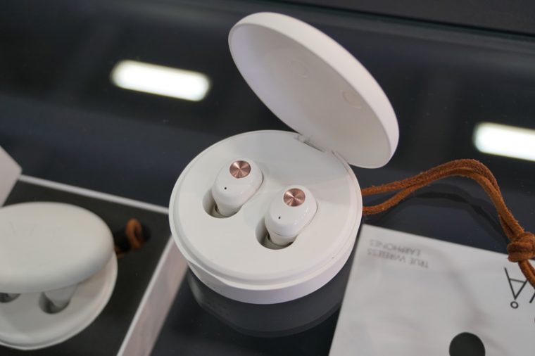 ↑SUDIOの「NIVA」は2色展開