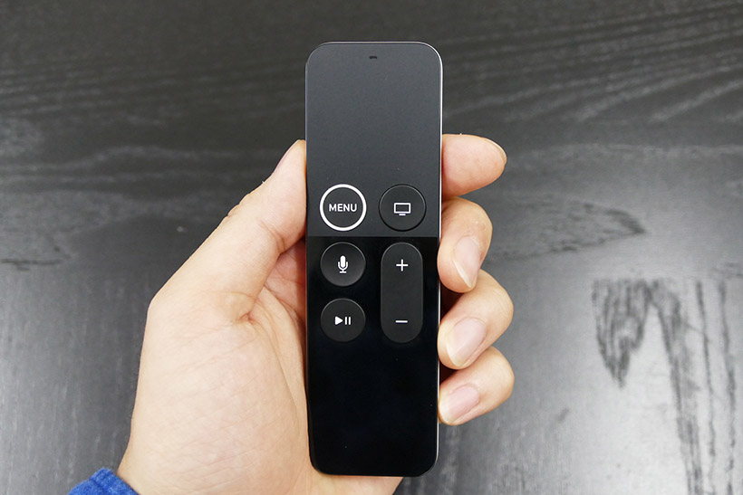 ↑Siriボタン(マイクのアイコンが描かれたボタン)を押したまま話して検索