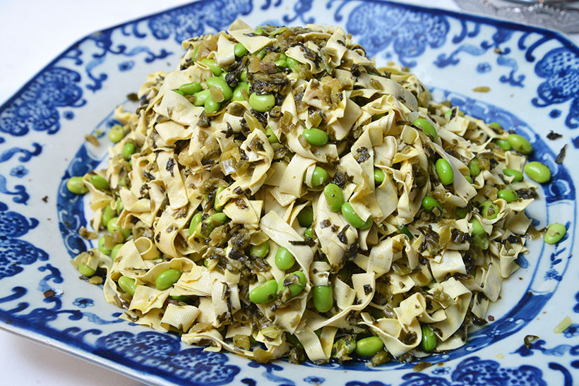 ↑江蘇料理「布豆腐と雪菜枝豆あえ」。あっさりとした低糖質メニューで、栄養価的にも優れています