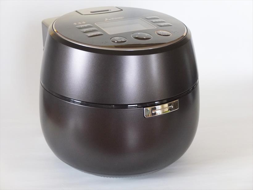 ↑玄米の多彩なメニューを持つ三菱電機KAMADO