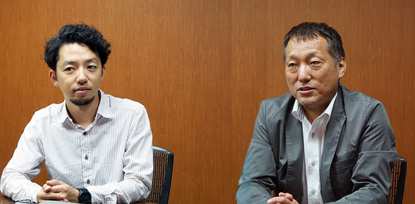 ↑ティアックの寺井翔太さん(左)、