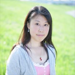 吉住 志穂