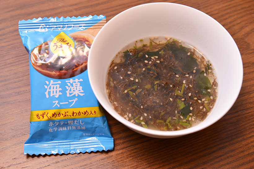 ↑つづいて「The うまみ 海藻スープ」。もずく、めかぶ、わかめの3種類の海藻がたっぷり、食感も香りも風味も“海”のうまみを感じます