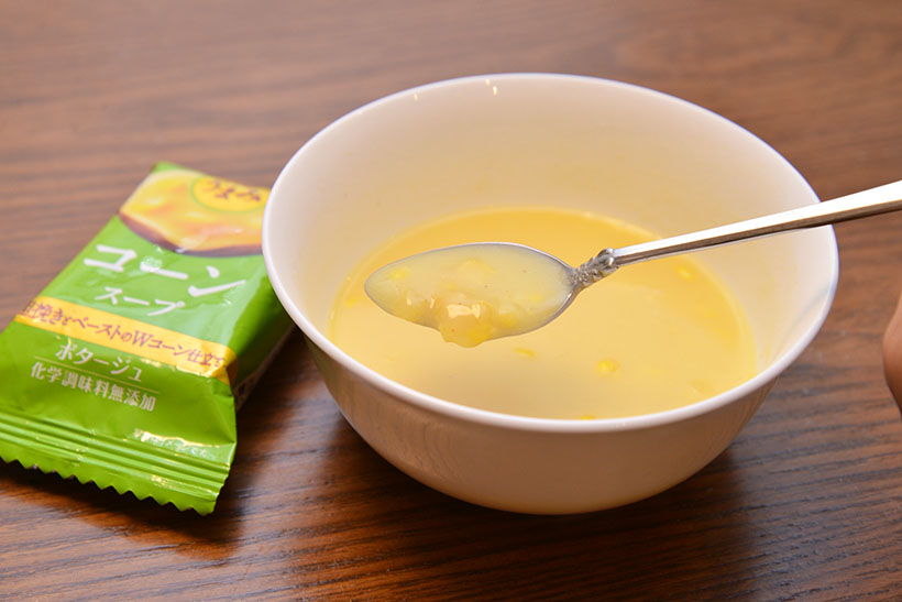 ↑粗く刻まれたコーンの食感が楽しい! さらにチーズでコク深さをプラスしています