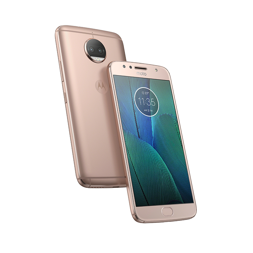 ↑Moto G5S Plus(シャンパンゴールド)