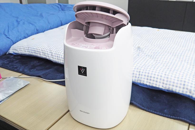 ↑空気清浄・消臭モードはきのこアタッチメントを上向きにセットして使います