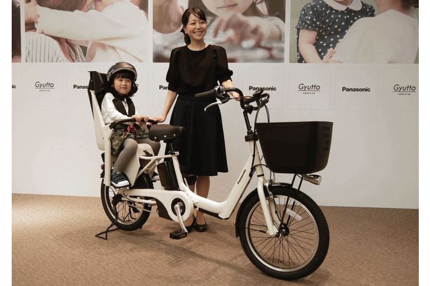 「想像以上に便利！」電動アシスト自転車の子育てモデルに搭載された“ありそうでなかった新機能”とは？