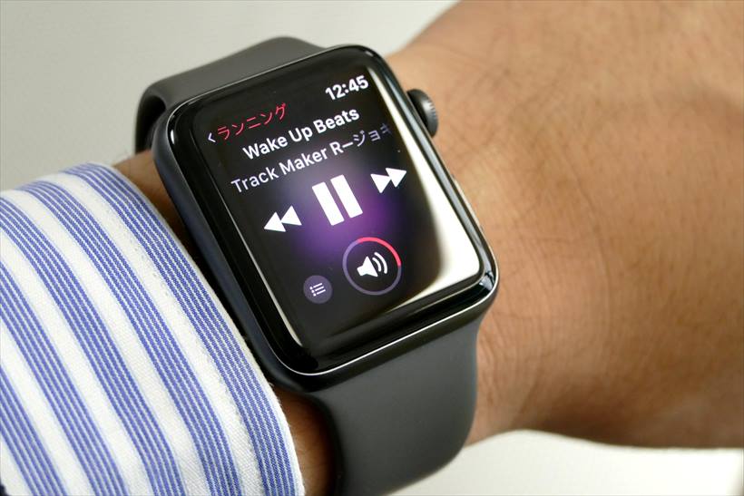↑Apple Watch本体に保存した楽曲を再生