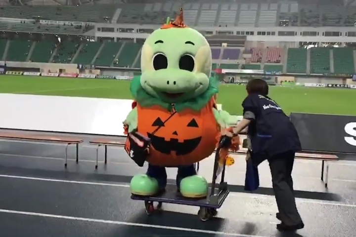 今年も大盛り上がりのJ2！大分のマスコットが「ハロウィン仕様」で可愛すぎる