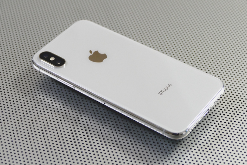 iPhone Xの「気になるとこ」超要約! Face ID、サイズ感、ポートレート撮影が丸わかり