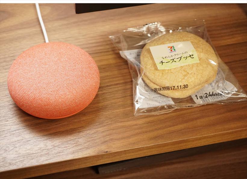 ↑チーズブッセとサイズを比較。かたちも似てる