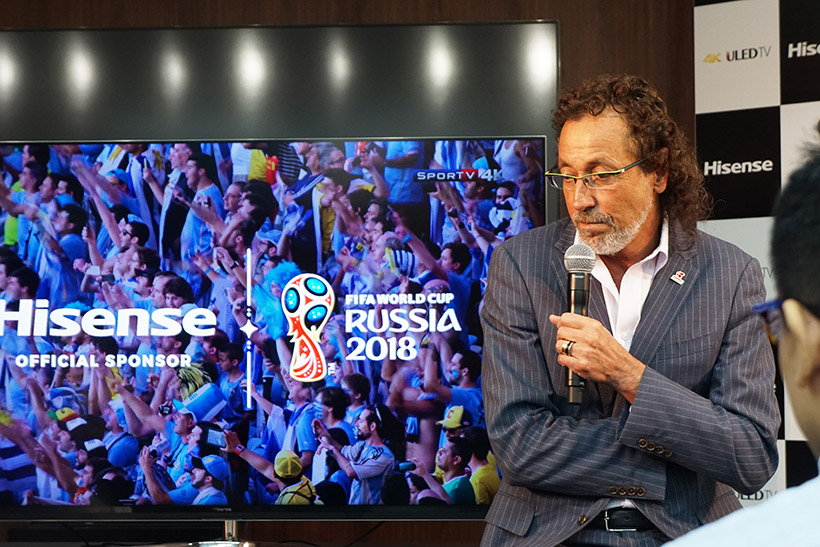 ↑ユーモアの中にもサッカーへの真摯な想いを語るラモス瑠偉氏