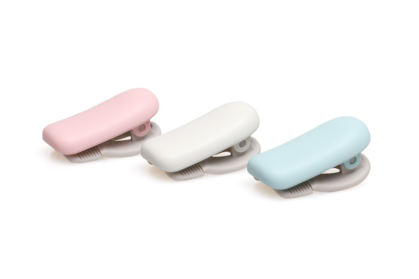 ↑コクヨ「テープカッター カルカットクリップ」各3色 10〜15㎜幅用 388円/20〜25㎜幅用 410円