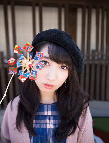↑歌手・上野優華さんのミニライブも