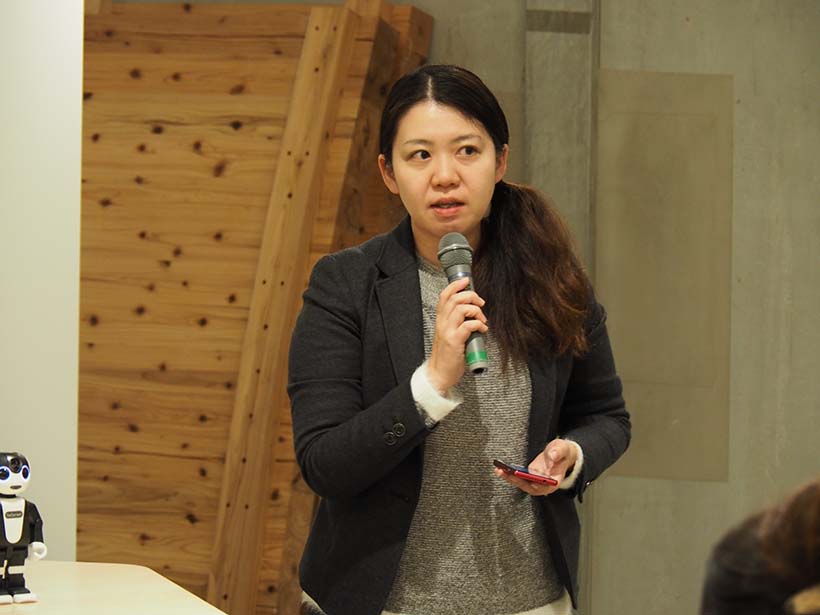 ↑ロボホンの母、景井氏も登壇