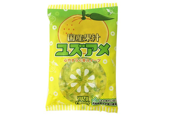 「見かけたら即買い」ファミマに登場した「パインアメ」の新味が話題に！