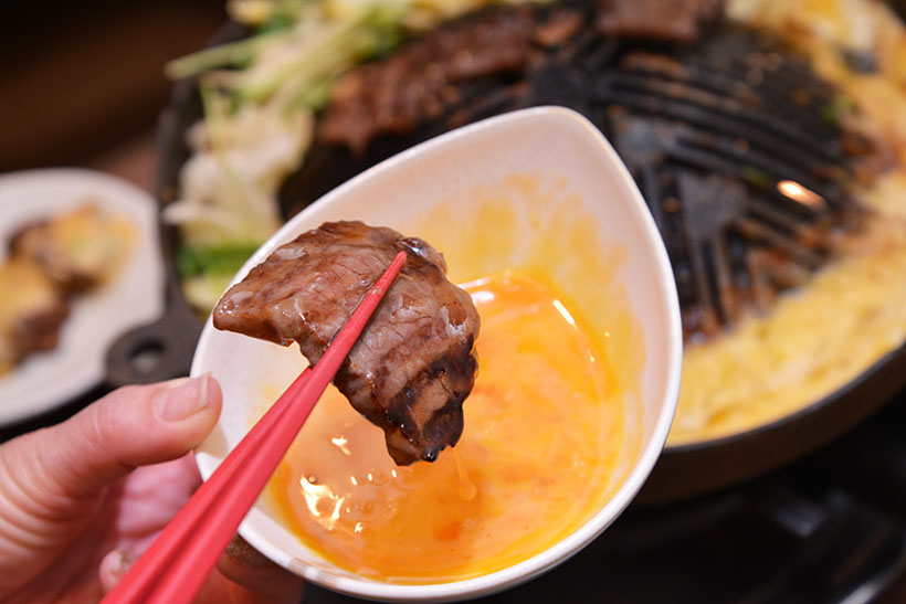 ↑卵にからめて、すき焼き風の楽しみ方をしてもOK