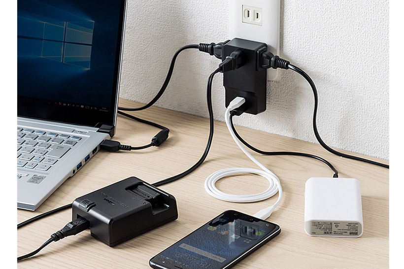 スマホもデジカメもノートPCもコレ1台で充電! USB Type-C搭載のコンセントタップ付きUSB充電器